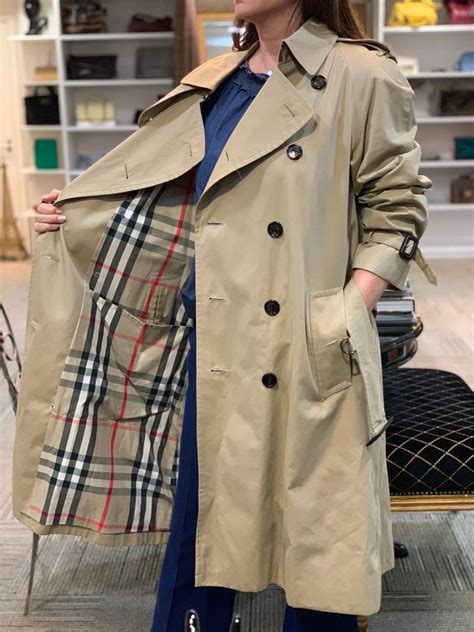 burberry ladies raincoats ebay|Burberry trench coat women outlet.